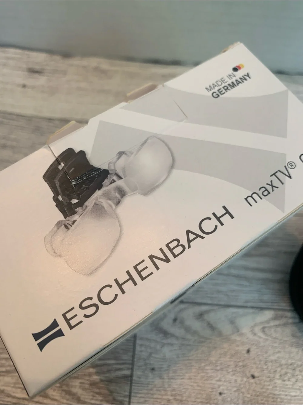 Eschenbach Clip on Glasses Max Detail 23g Magnification w/ case Brand New